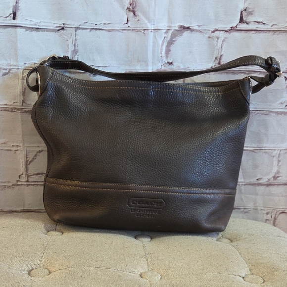 Vintage Coach 5715  Brown HOBO Shoulder Bag Genuine Pebbled Leather - Picture 1 of 12